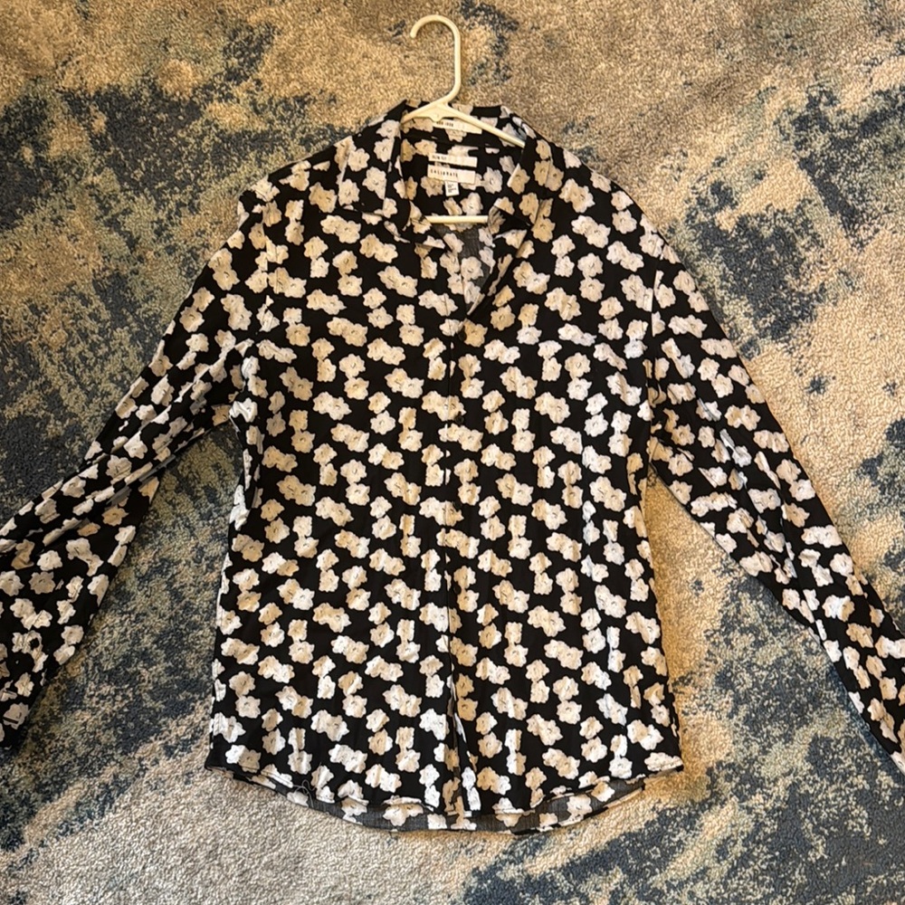 Floral Black and White Women's Top